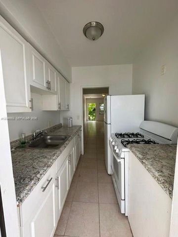 30 S Shore Drive 4, Miami Beach, FL 33141