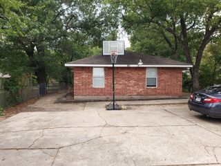 605 NW Main Street, Ennis, TX 75119