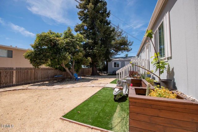 65 College Drive, Ventura, CA 93003
