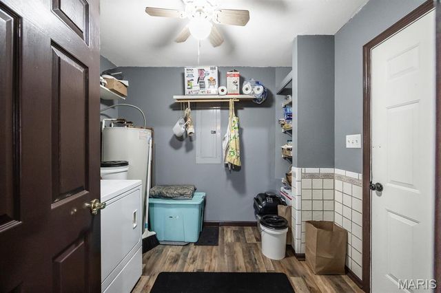 2219 S 5th Street, Fayetteville, IL 62258