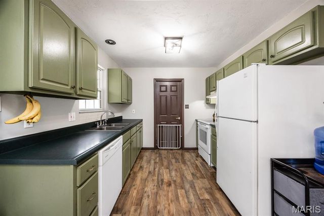 2219 S 5th Street, Fayetteville, IL 62258