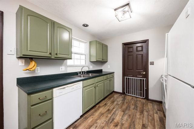 2219 S 5th Street, Fayetteville, IL 62258