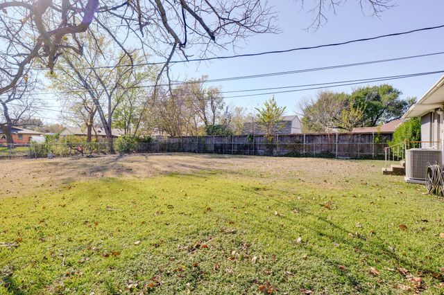 2650 Klondike Drive, Dallas, TX 75228