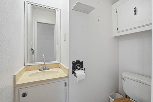 201 Mesa Grande Drive, Fort Worth, TX 76108