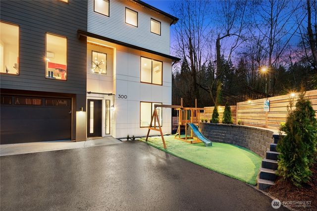 300 SE 208th Street, Bothell, WA 98012