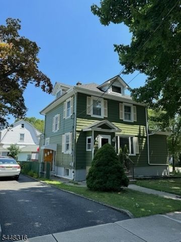 883 Ray Ave, Ridgefield Boro, NJ 07657