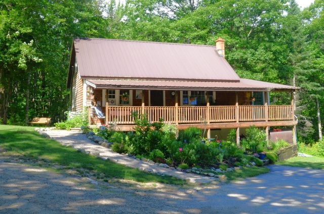 34 West Range Road, Effingham, NH 03882