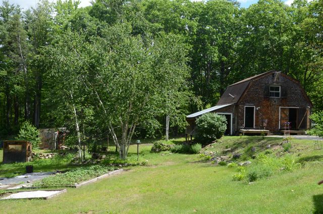 34 West Range Road, Effingham, NH 03882