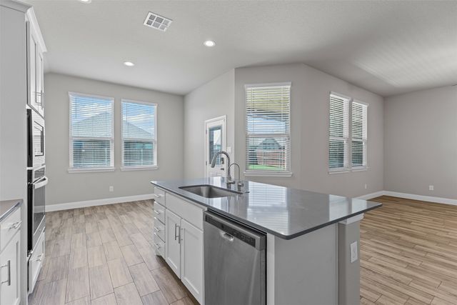 3640 Twin Pines Drive, Grand Prairie, TX 76065