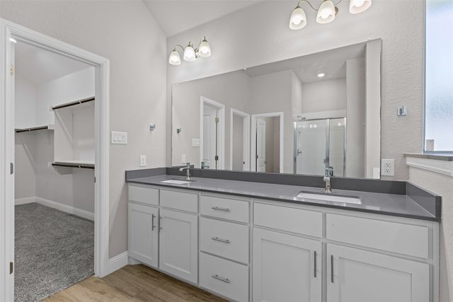 3640 Twin Pines Drive, Grand Prairie, TX 76065