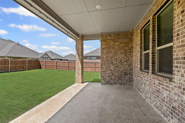 3640 Twin Pines Drive, Grand Prairie, TX 76065