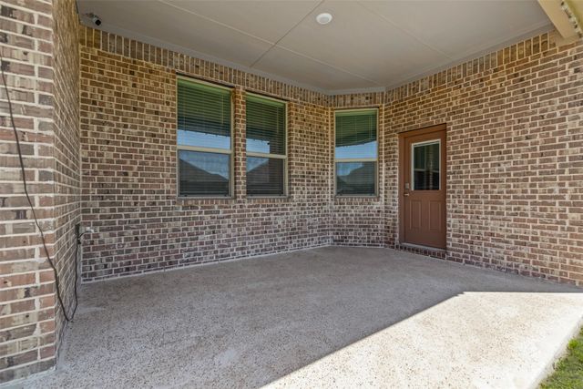 3640 Twin Pines Drive, Grand Prairie, TX 76065