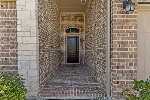 3640 Twin Pines Drive, Grand Prairie, TX 76065