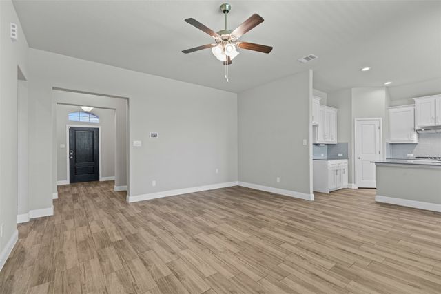 3640 Twin Pines Drive, Grand Prairie, TX 76065