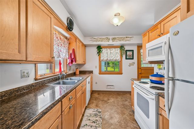 1131 29th Street NE, Cedar Rapids, IA 52402