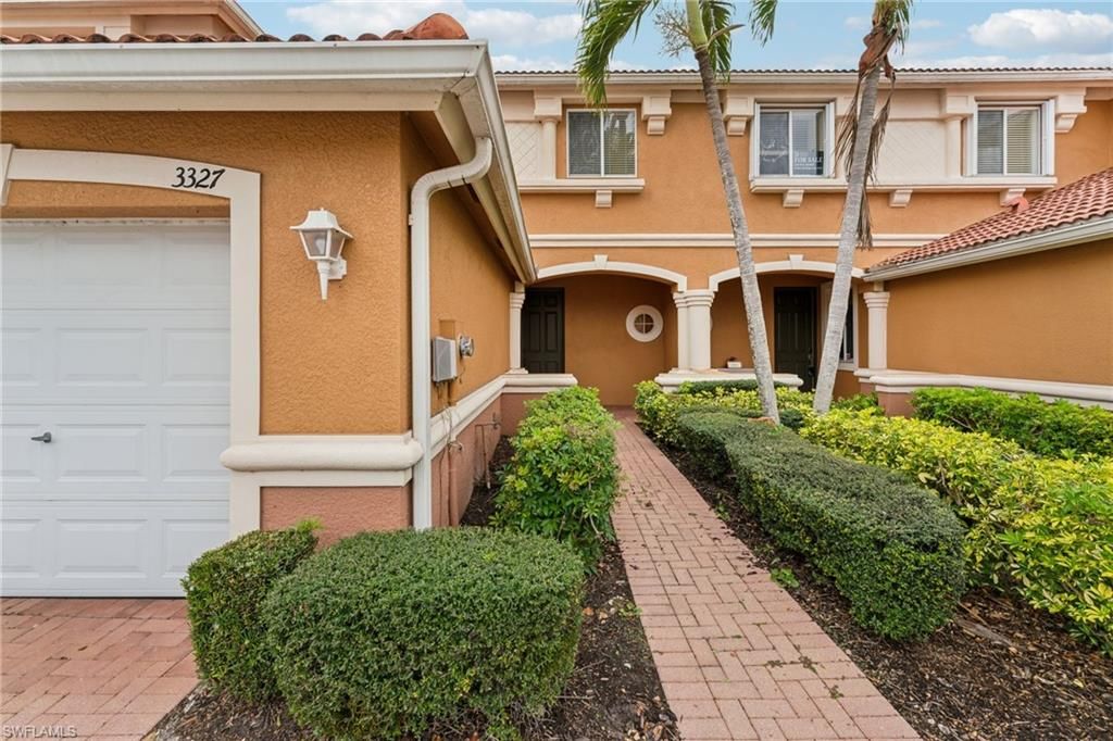 3327 Dandolo CIR, CAPE CORAL, FL 33909 — exterior