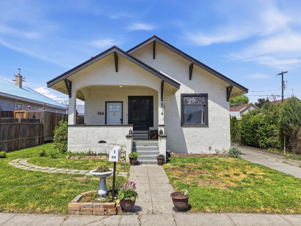 314 W Main Ave, Ritzville, WA 99169 photo 1