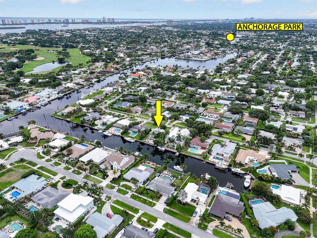 717 Robin Way, North Palm Beach, FL 33408