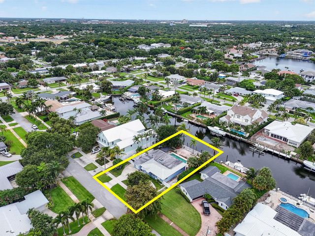 717 Robin Way, North Palm Beach, FL 33408