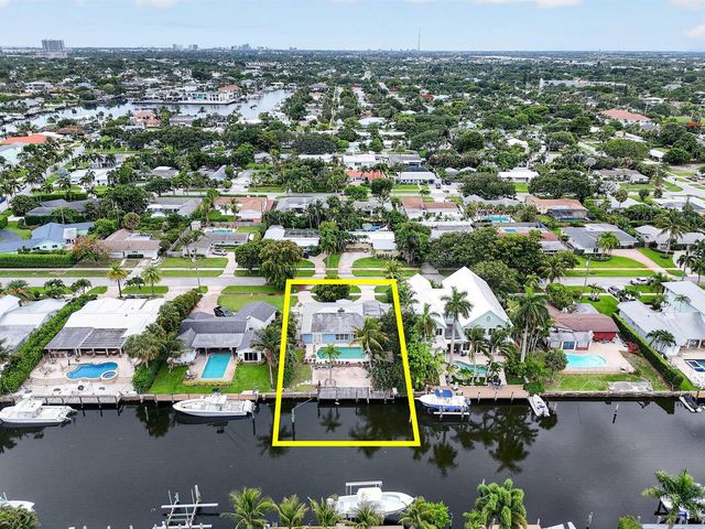 717 Robin Way, North Palm Beach, FL 33408