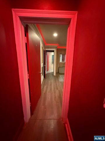 289 Stuyvesant Avenue LL, Lyndhurst, NJ 07071