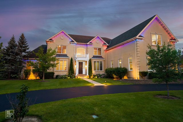 23 Wood Oaks Drive, South Barrington, IL 60010