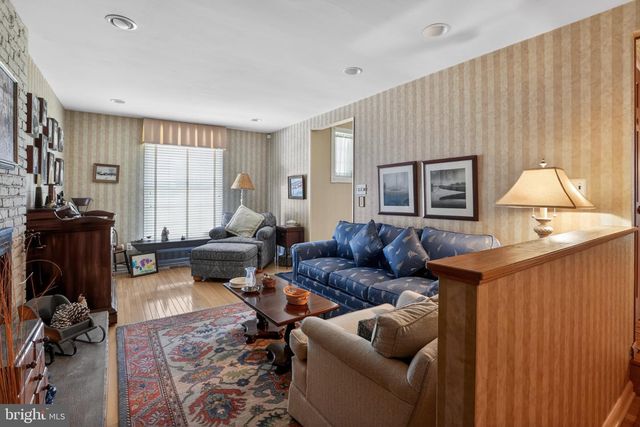 141 PARKVIEW ROAD, Stratford, NJ 08084