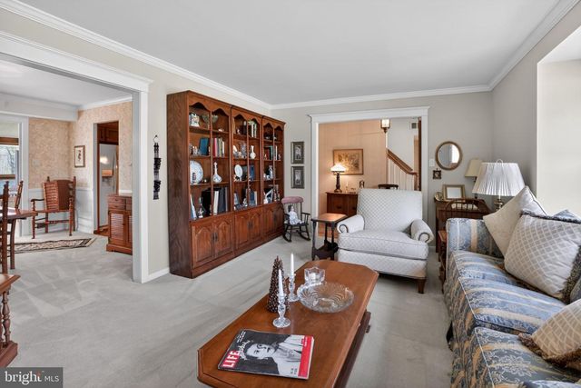 141 PARKVIEW ROAD, Stratford, NJ 08084