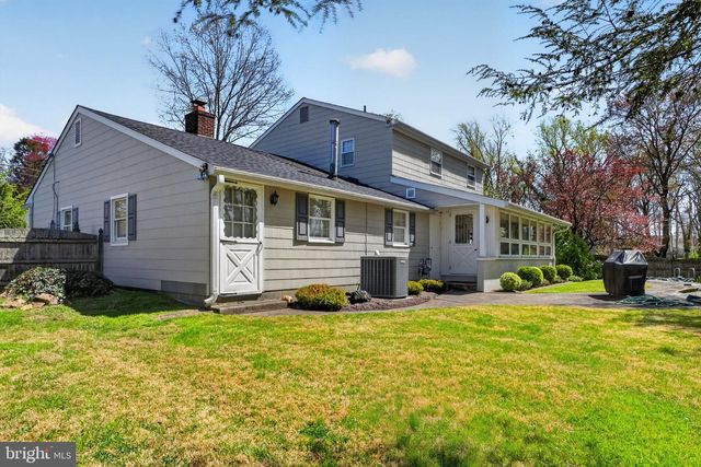 141 PARKVIEW ROAD, Stratford, NJ 08084