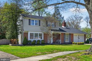 141 PARKVIEW ROAD, Stratford, NJ 08084
