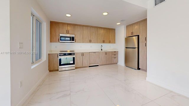 13822 SW 262 St, Homestead, FL 33032