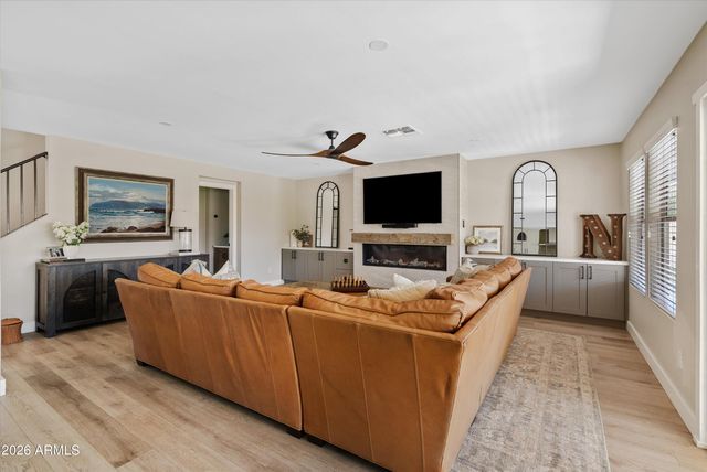 4037 E PINTO Lane, Phoenix, AZ 85050