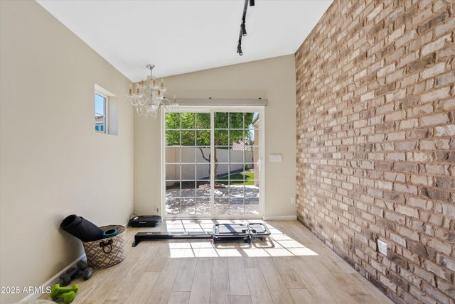 4037 E PINTO Lane, Phoenix, AZ 85050