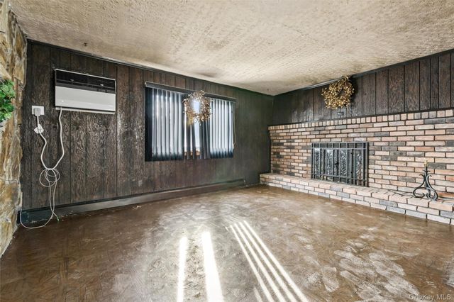 105 Loop Drive, Sayville, NY 11782