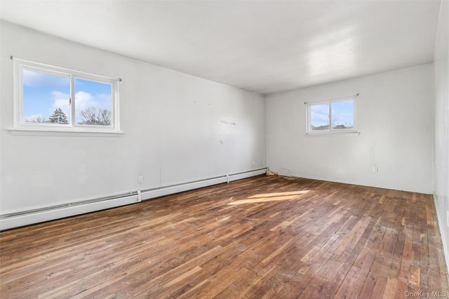 105 Loop Drive, Sayville, NY 11782