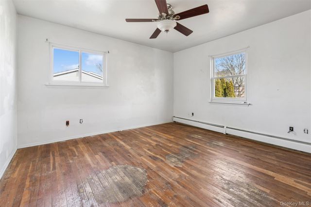 105 Loop Drive, Sayville, NY 11782