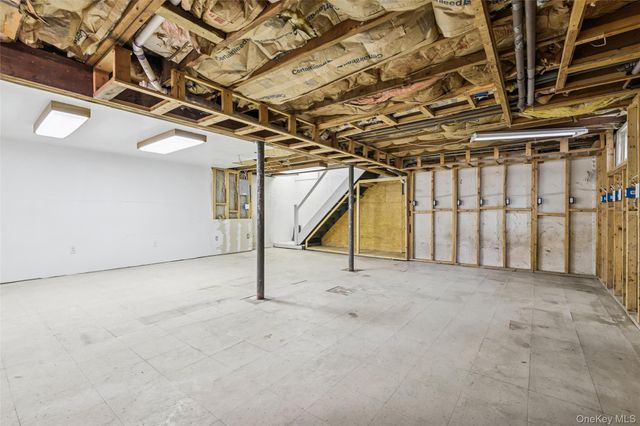 105 Loop Drive, Sayville, NY 11782