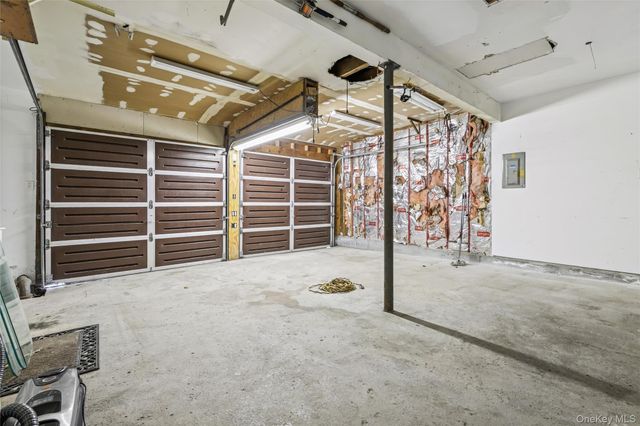 105 Loop Drive, Sayville, NY 11782