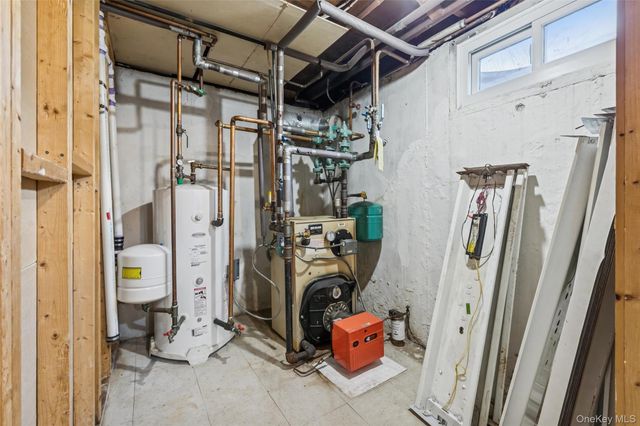 105 Loop Drive, Sayville, NY 11782