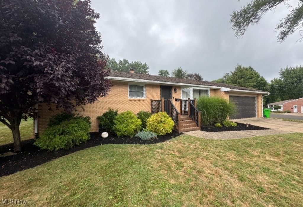 1635 Jolynn Street NE, Massillon, OH 44646