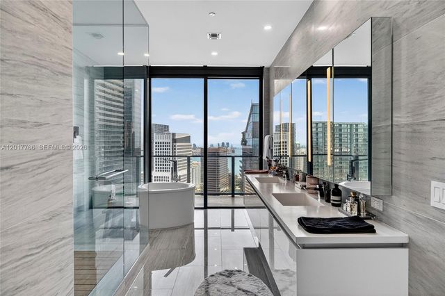 88 SW 7th Street PH4202, Miami, FL 33130