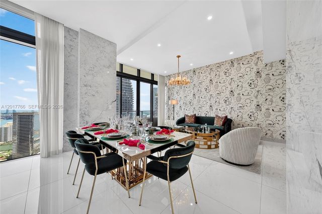 88 SW 7th Street PH4202, Miami, FL 33130