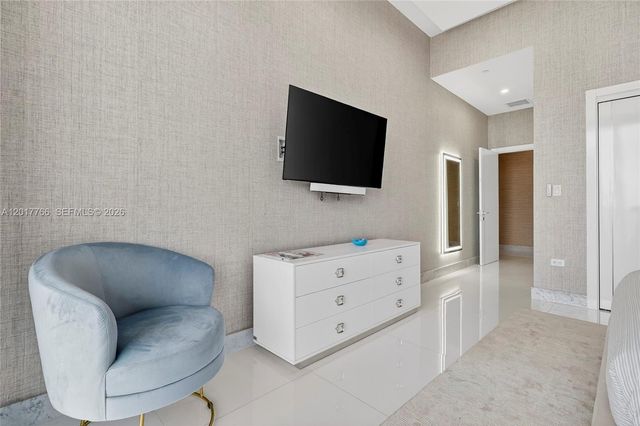 88 SW 7th Street PH4202, Miami, FL 33130