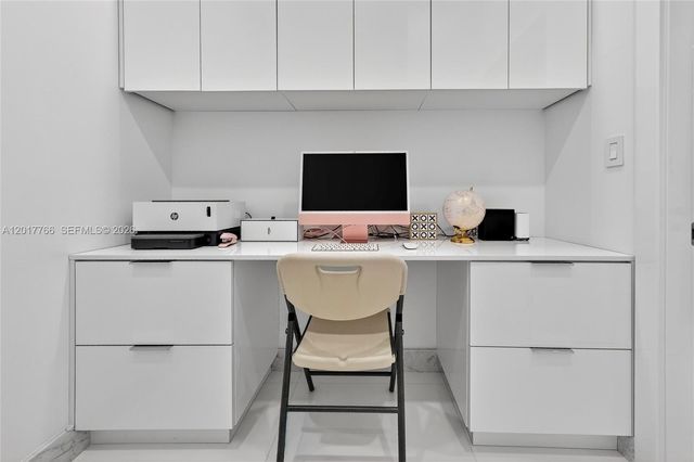 88 SW 7th Street PH4202, Miami, FL 33130