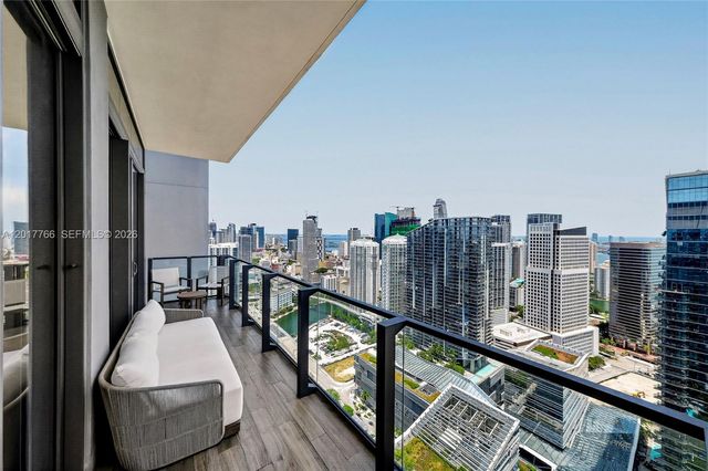 88 SW 7th Street PH4202, Miami, FL 33130