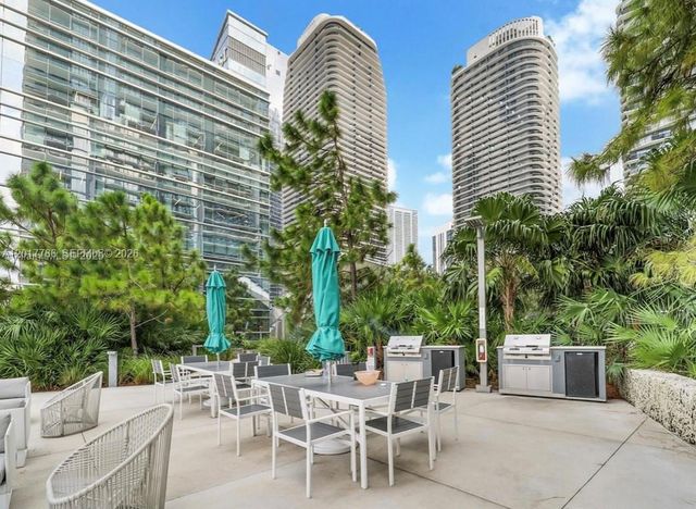 88 SW 7th Street PH4202, Miami, FL 33130