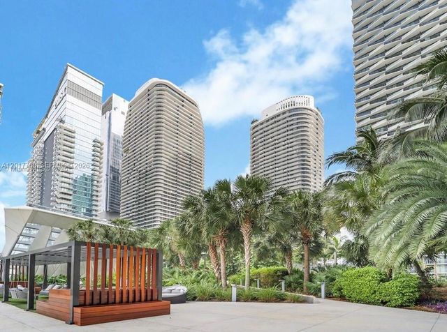 88 SW 7th Street PH4202, Miami, FL 33130