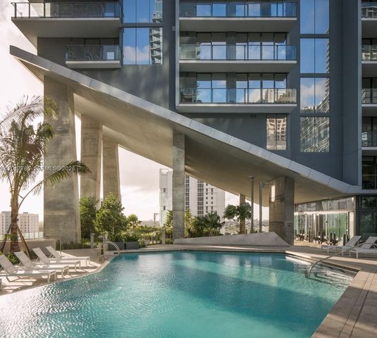 88 SW 7th Street PH4202, Miami, FL 33130