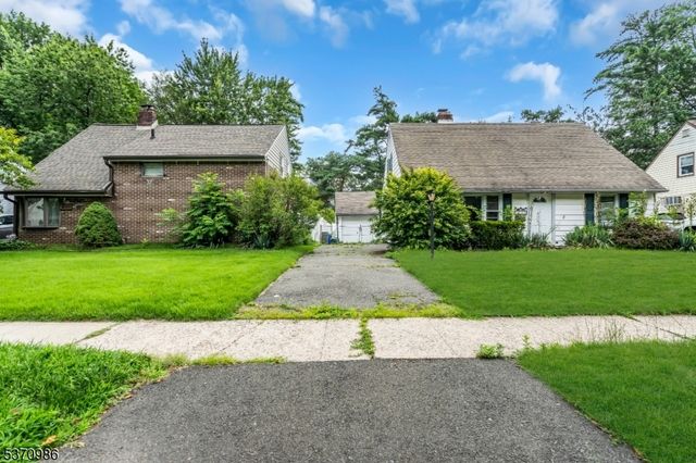999 Stone St, Rahway City, NJ 07065
