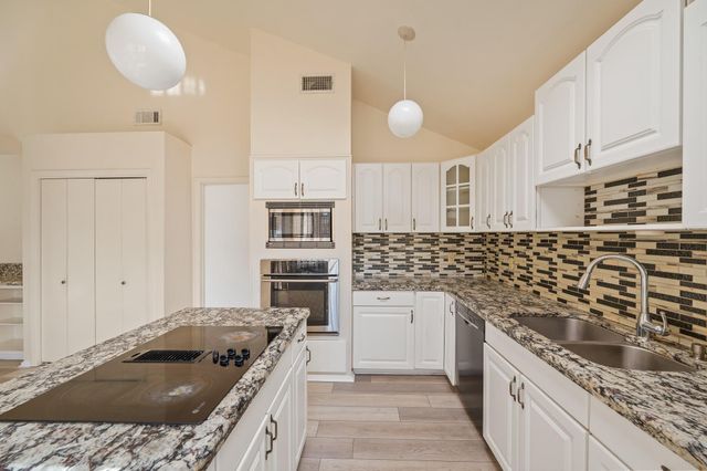 4330 Willow Beach Drive, Houston, TX 77072